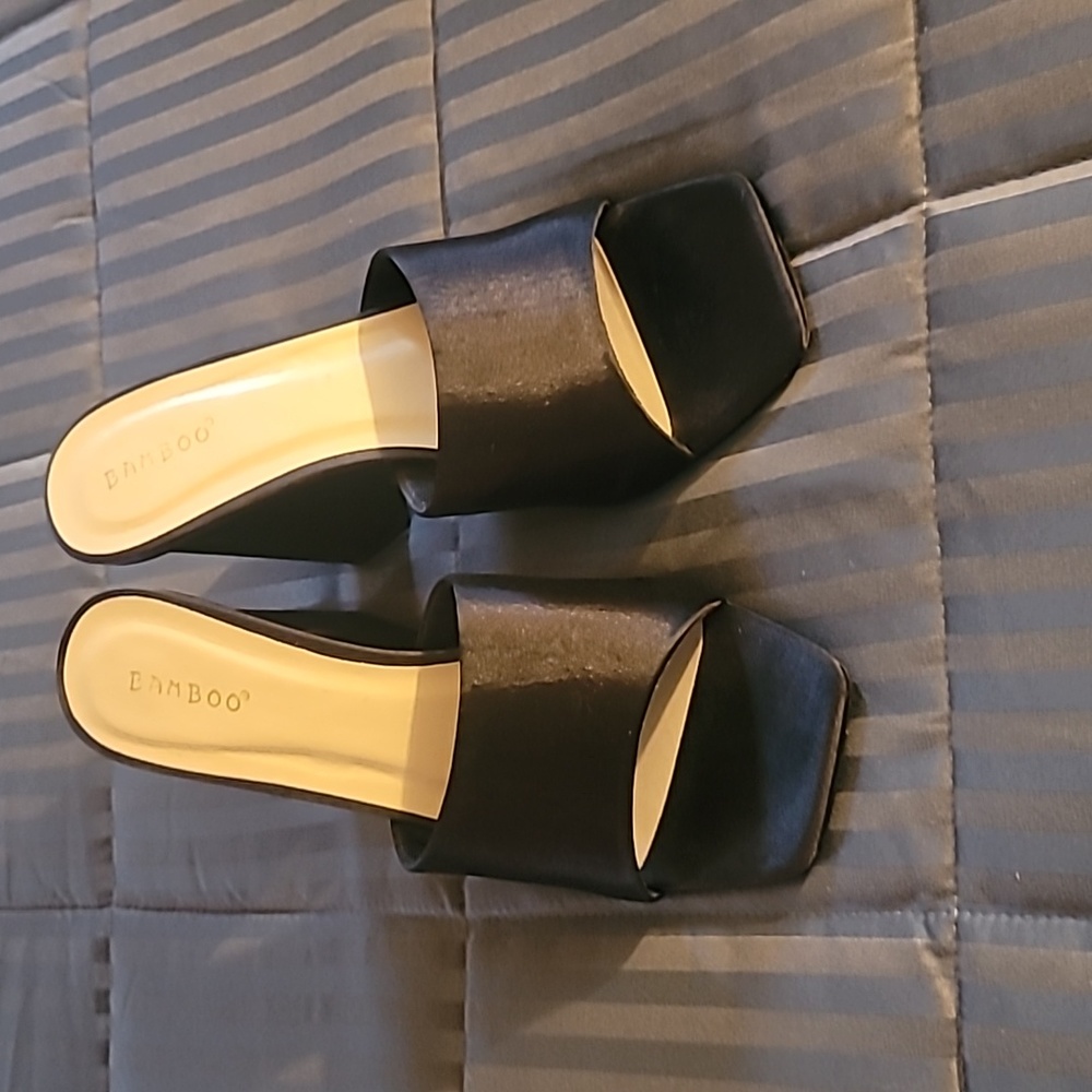 Black high heel Slides